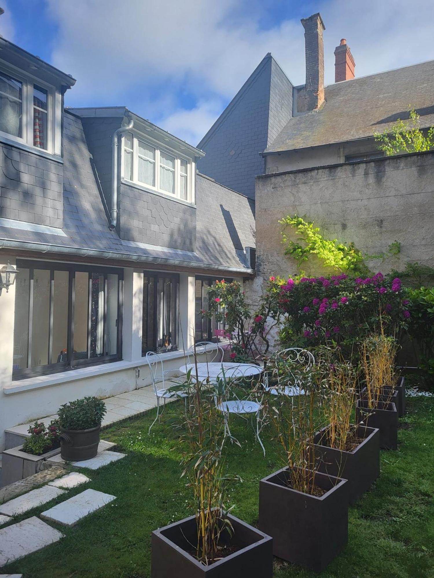Au Puits De L'Abbaye Apartment Bourges Exterior photo